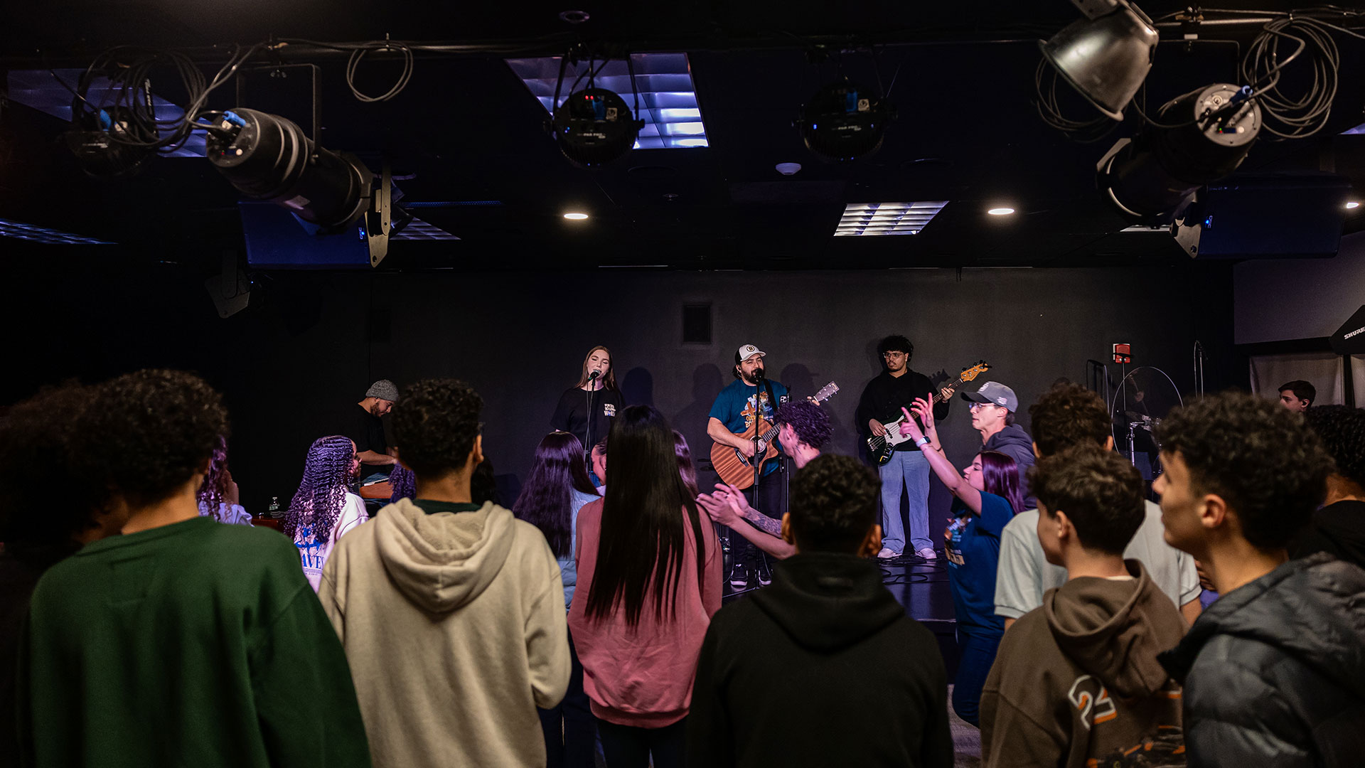 815 Youth - Rede de Adolescentes
